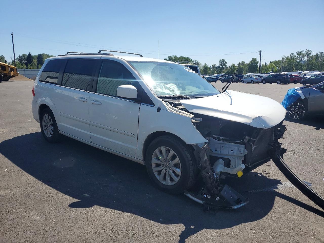 2012 VOLKSWAGEN ROUTAN