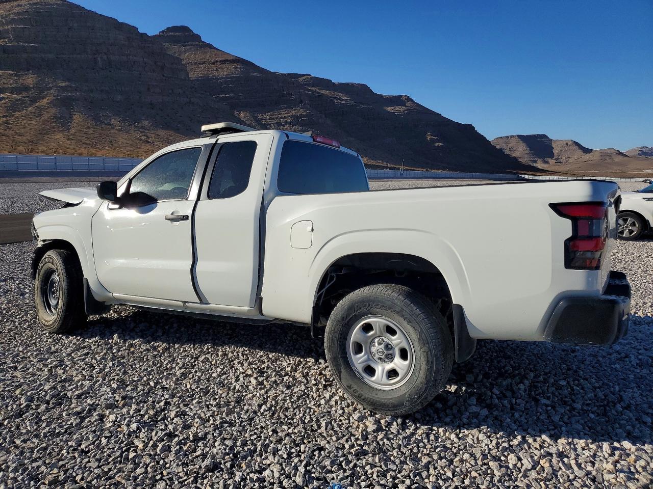 2025 NISSAN FRONTIER