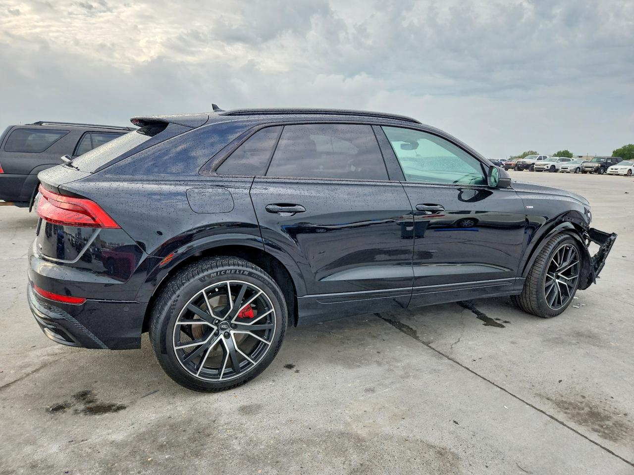 2019 AUDI Q8