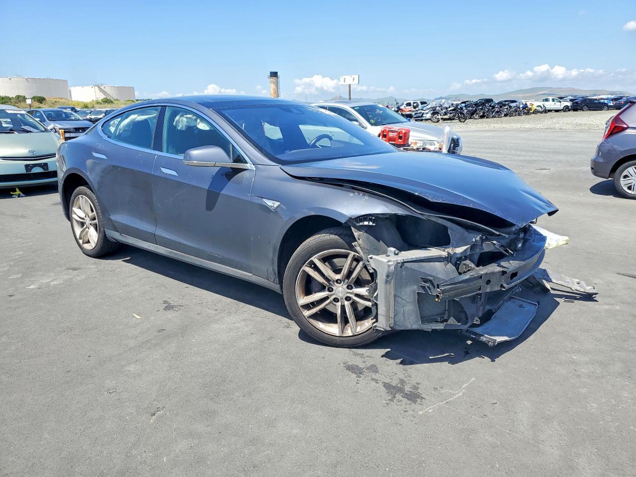 2015 TESLA MODEL S
