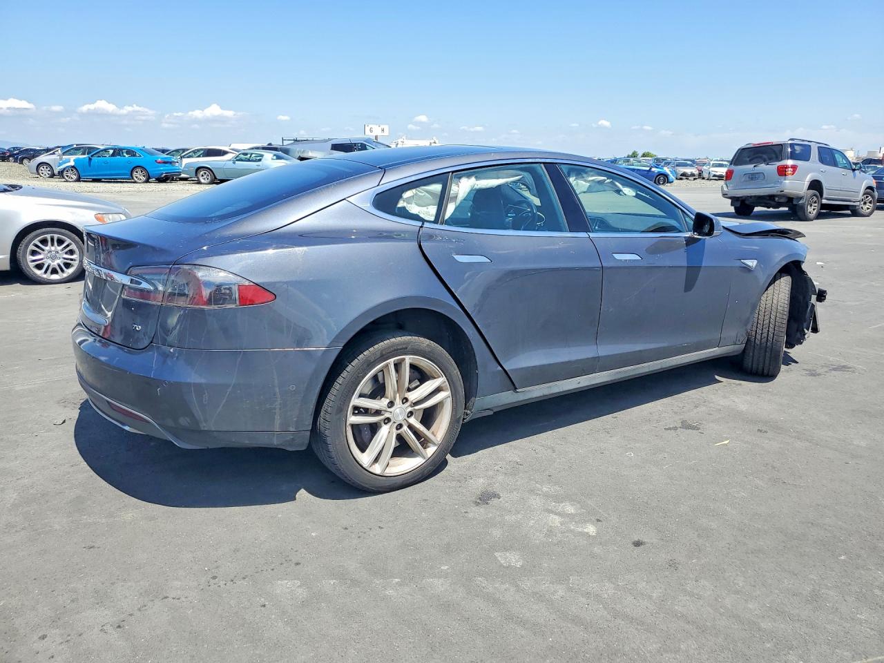 2015 TESLA MODEL S