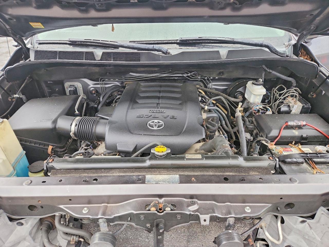 2013 TOYOTA TUNDRA