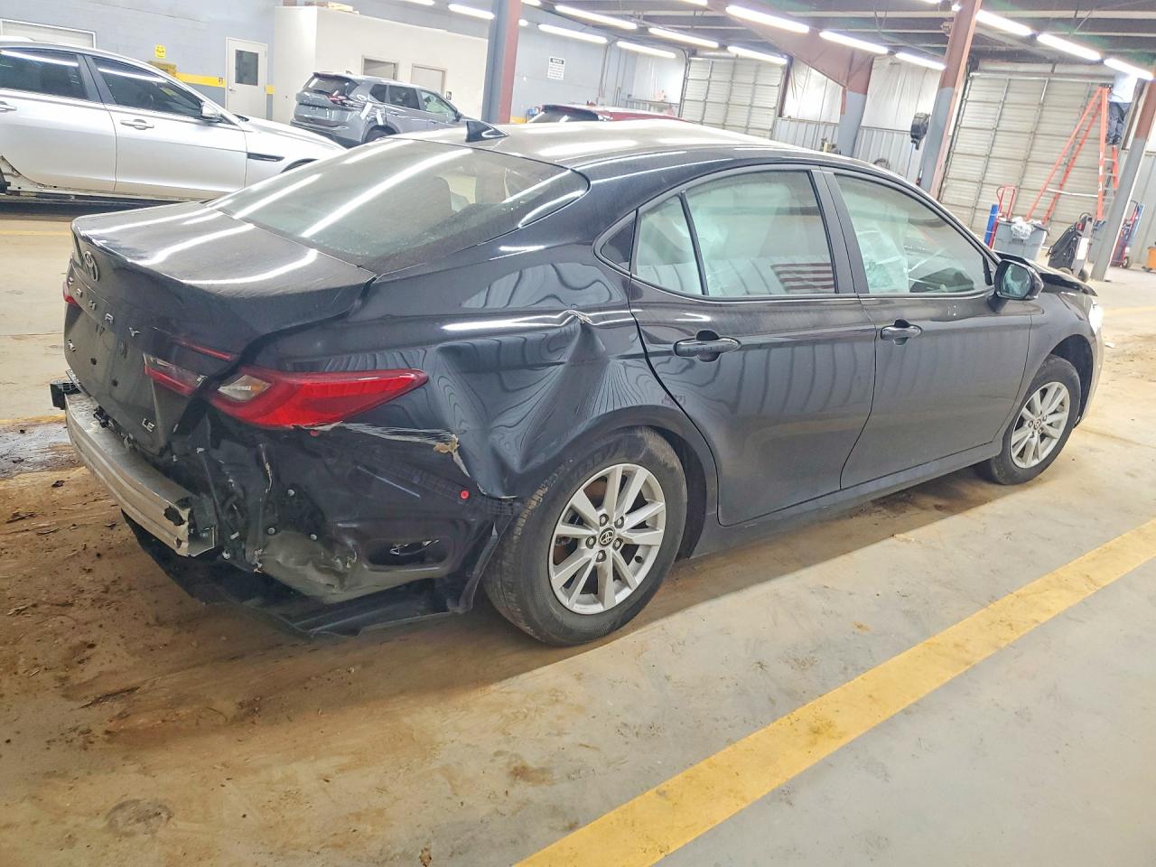 2025 TOYOTA CAMRY