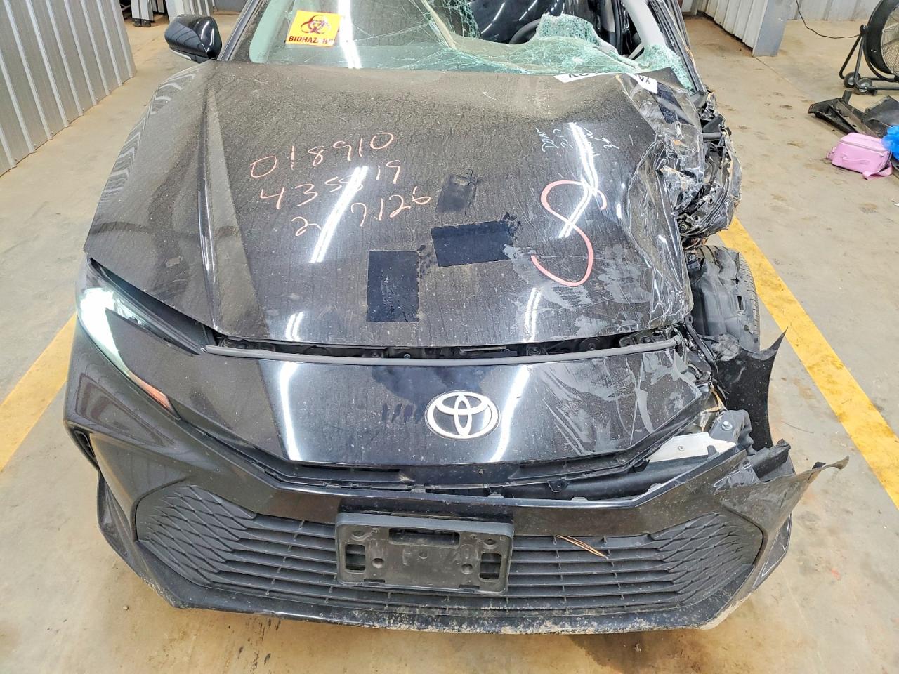 2025 TOYOTA CAMRY