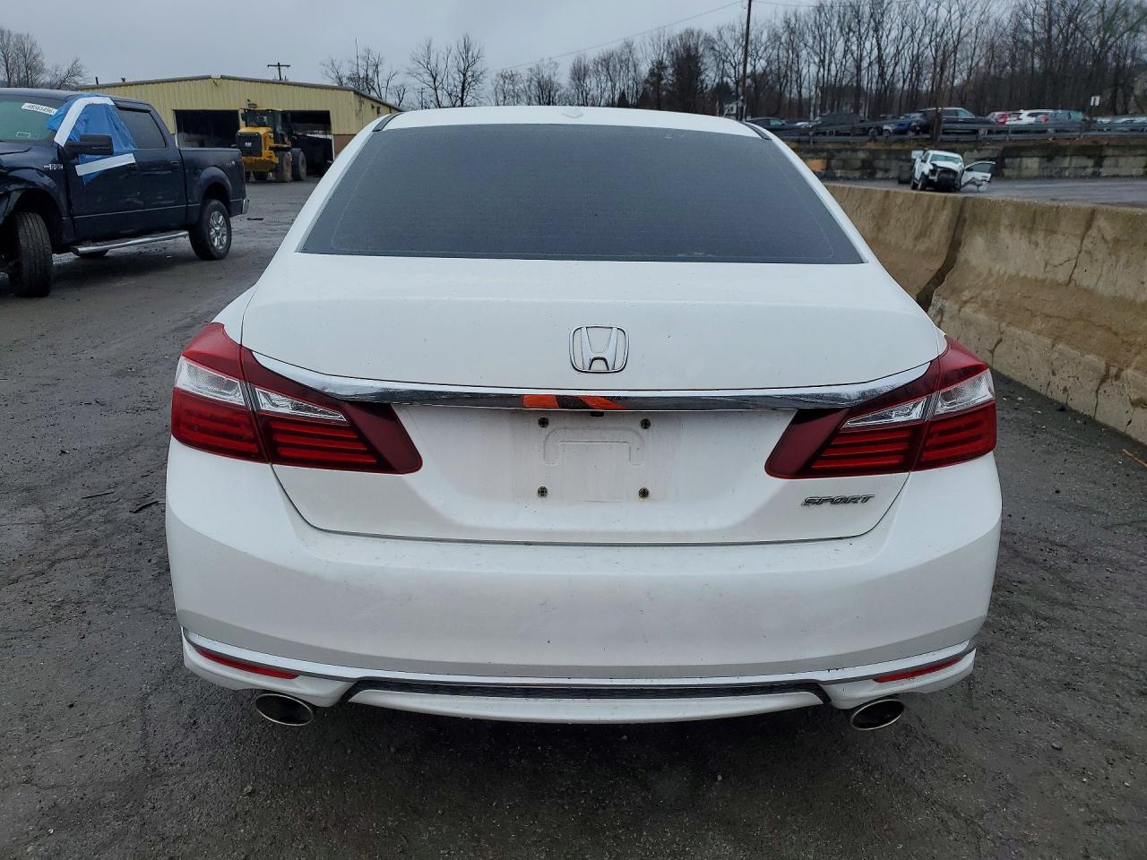 2016 HONDA ACCORD