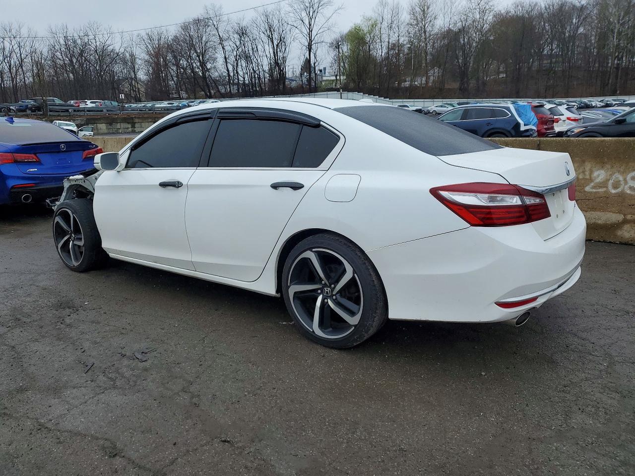 2016 HONDA ACCORD