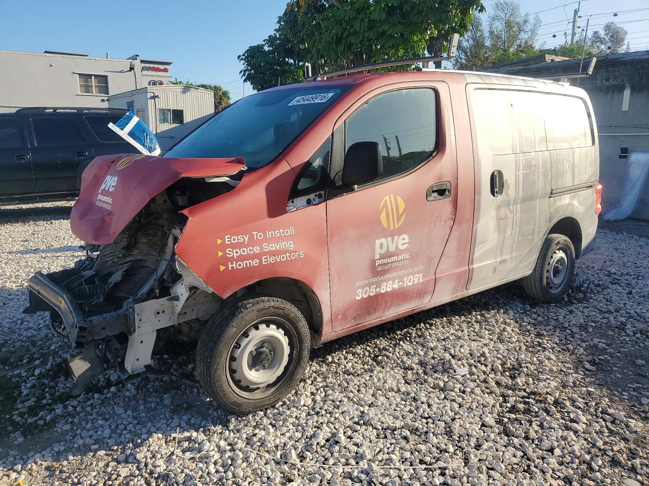2015 NISSAN NV