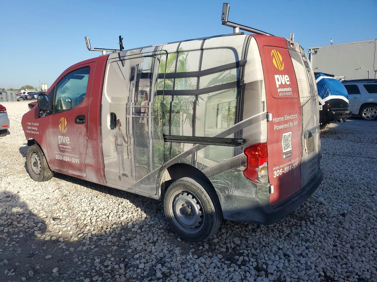 2015 NISSAN NV