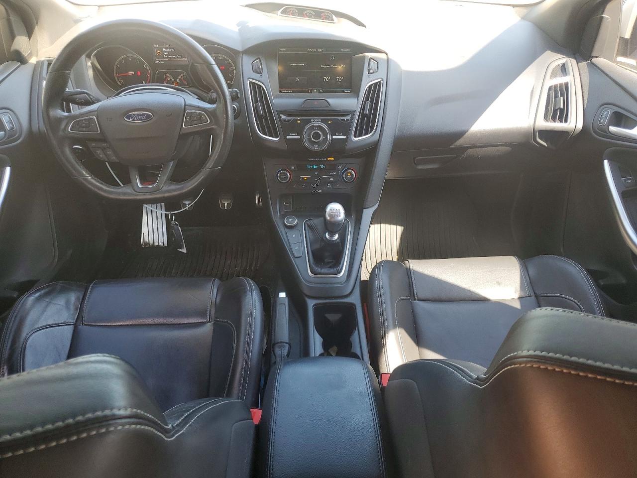 2015 FORD FOCUS