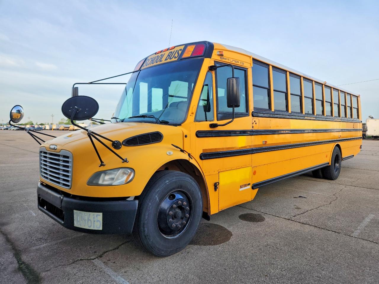 2010 THOMAS SAF-T-LINE