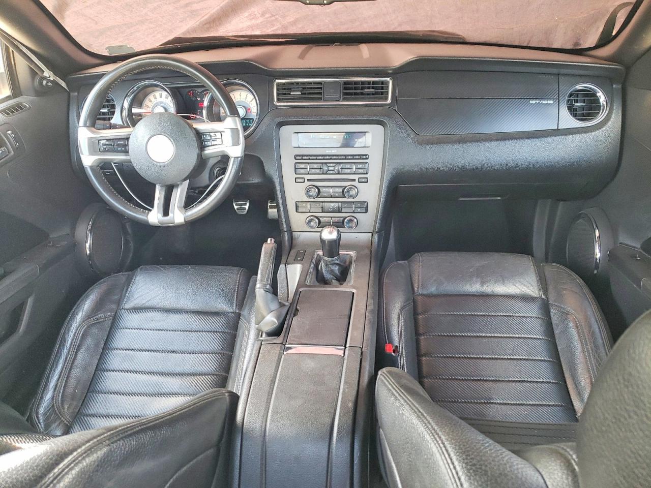 2011 FORD MUSTANG