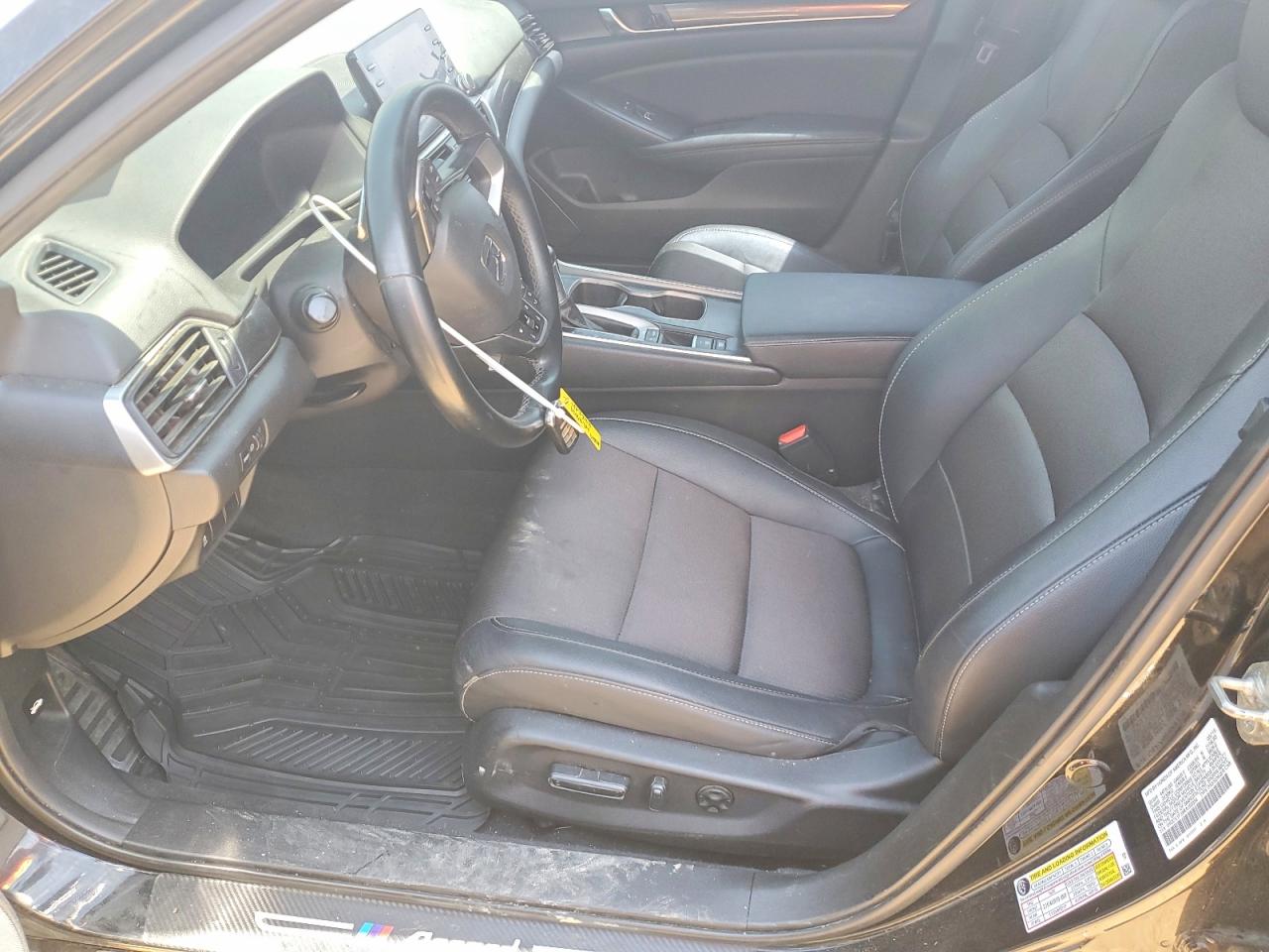 2019 HONDA ACCORD
