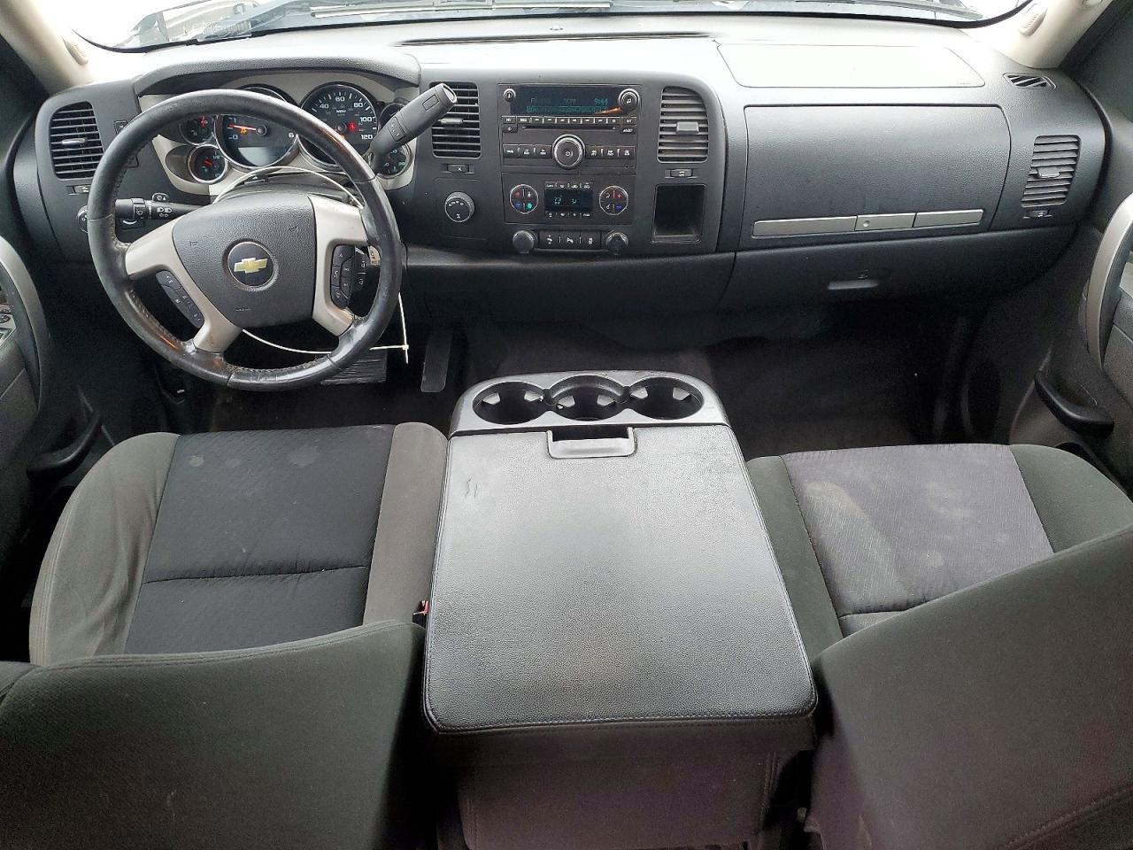 2013 CHEVROLET SILVERADO