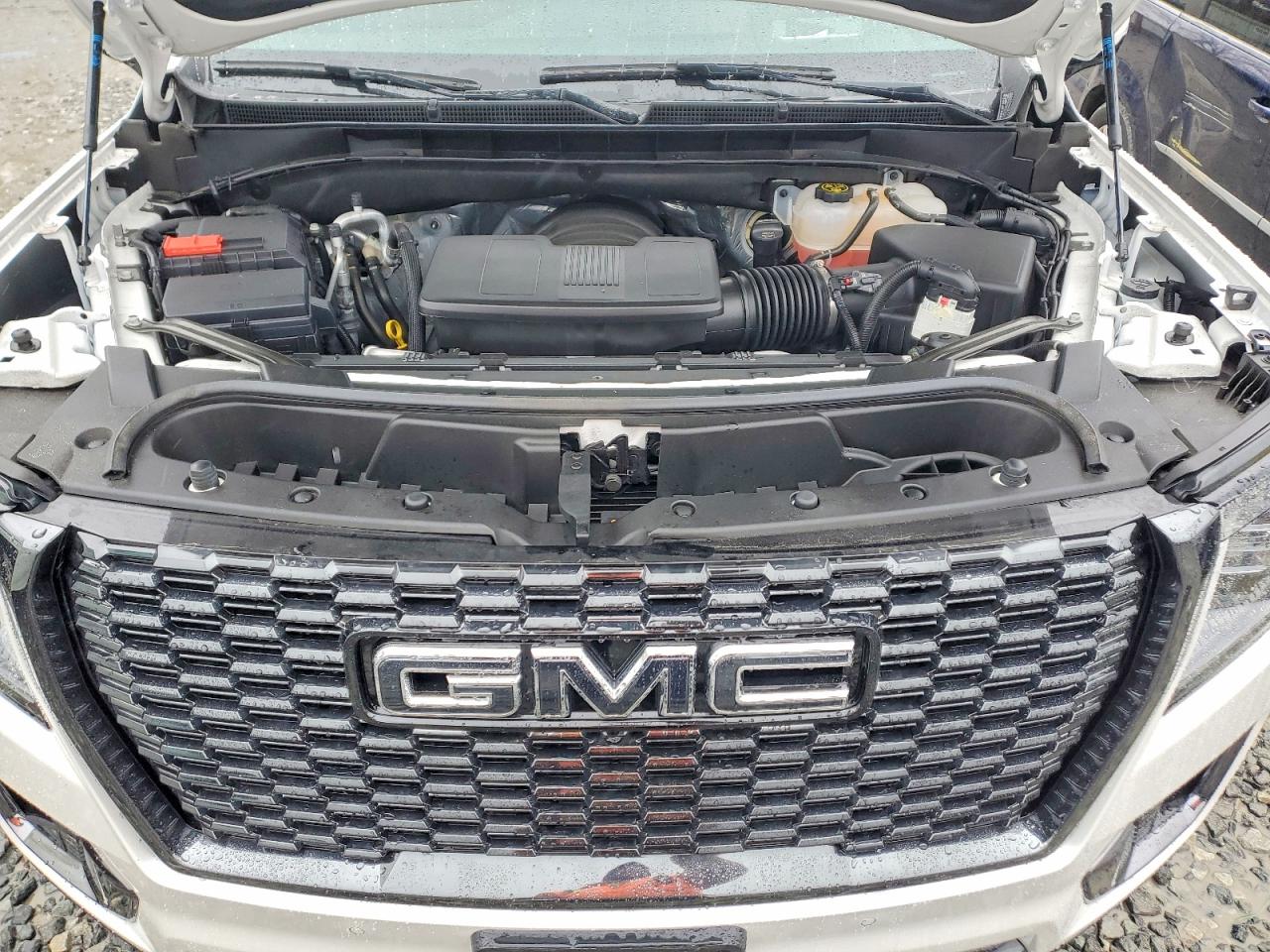 2024 GMC YUKON