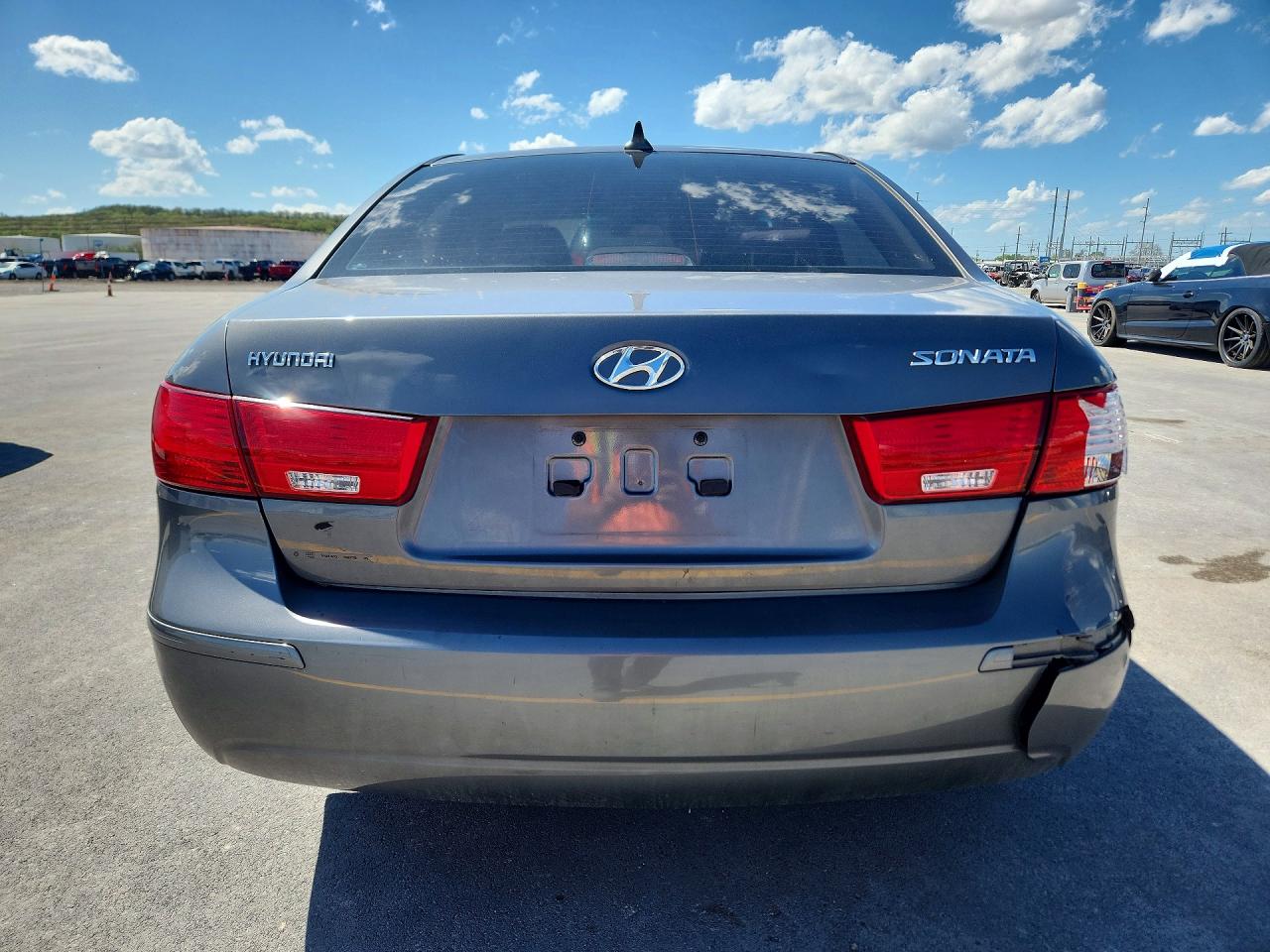 2009 HYUNDAI SONATA