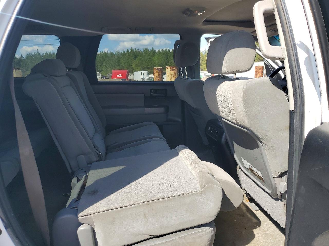 2011 TOYOTA SEQUOIA