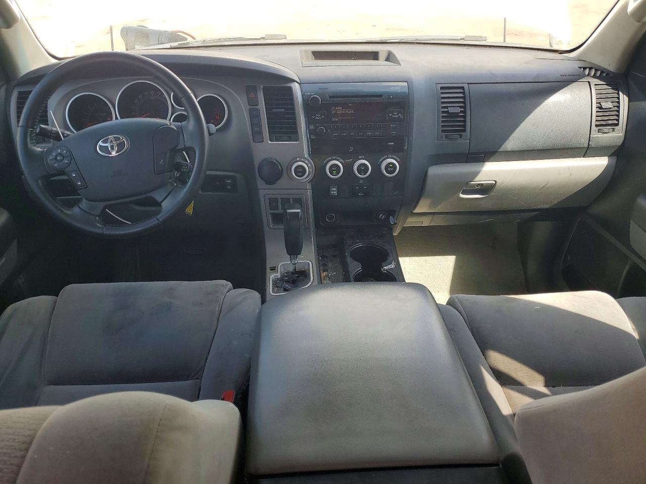2011 TOYOTA SEQUOIA