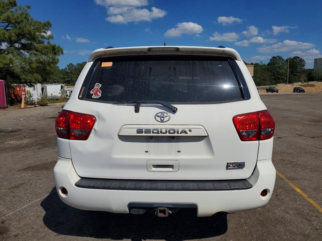 2011 TOYOTA SEQUOIA