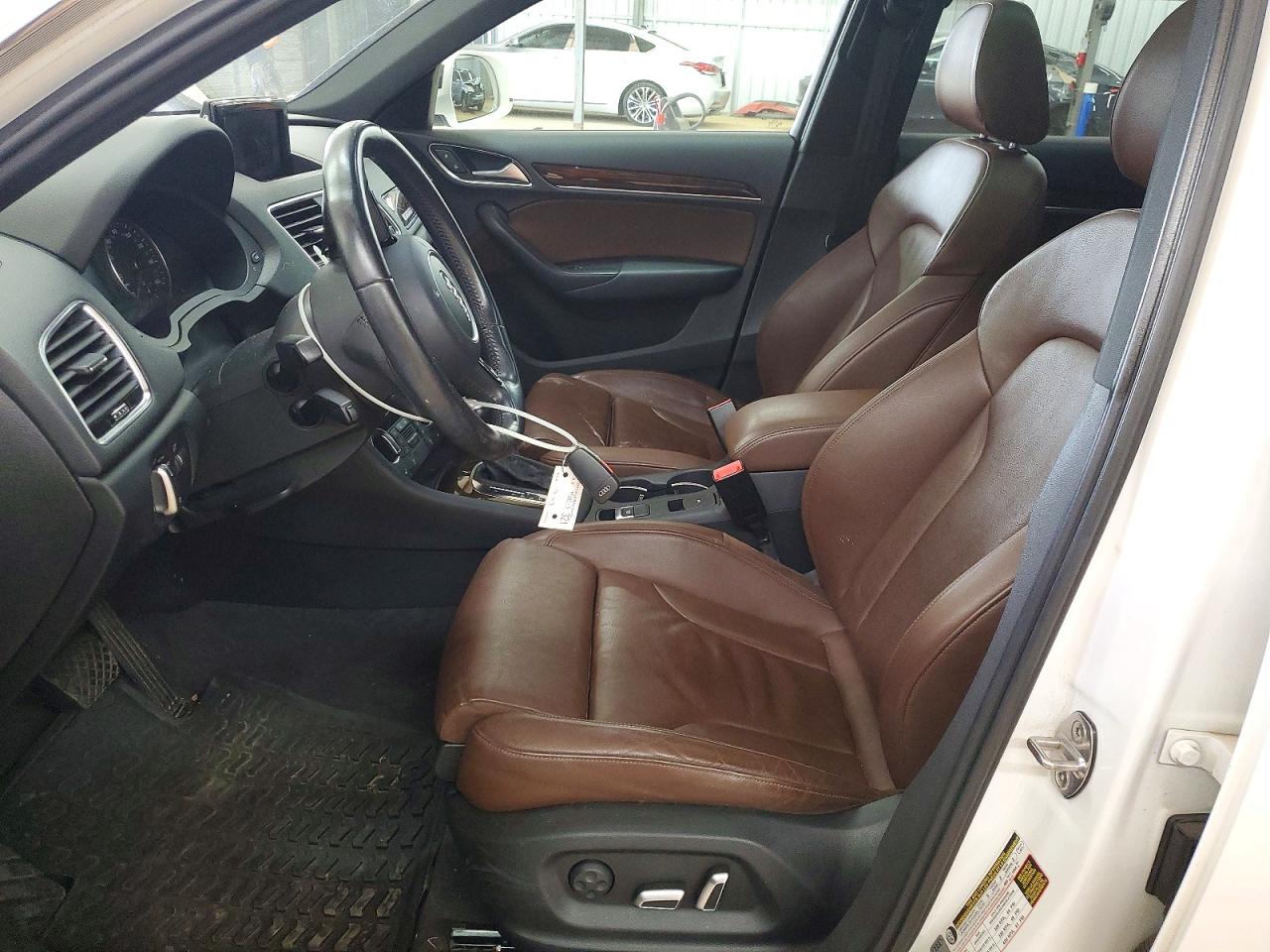 2016 AUDI Q3