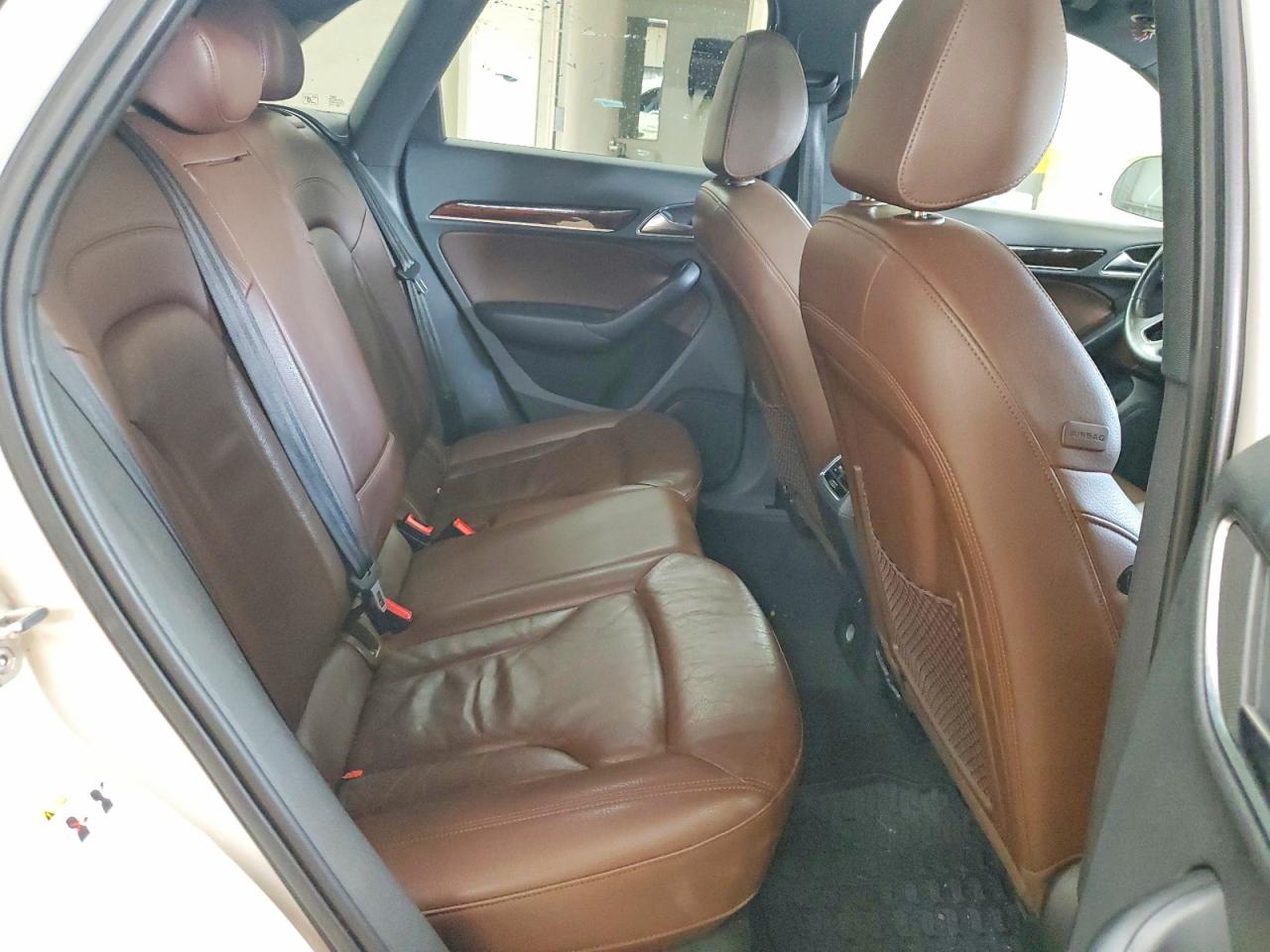 2016 AUDI Q3