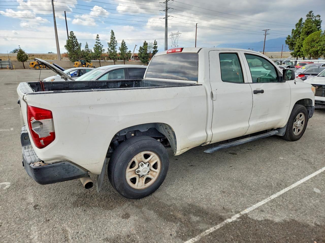 2015 TOYOTA TUNDRA