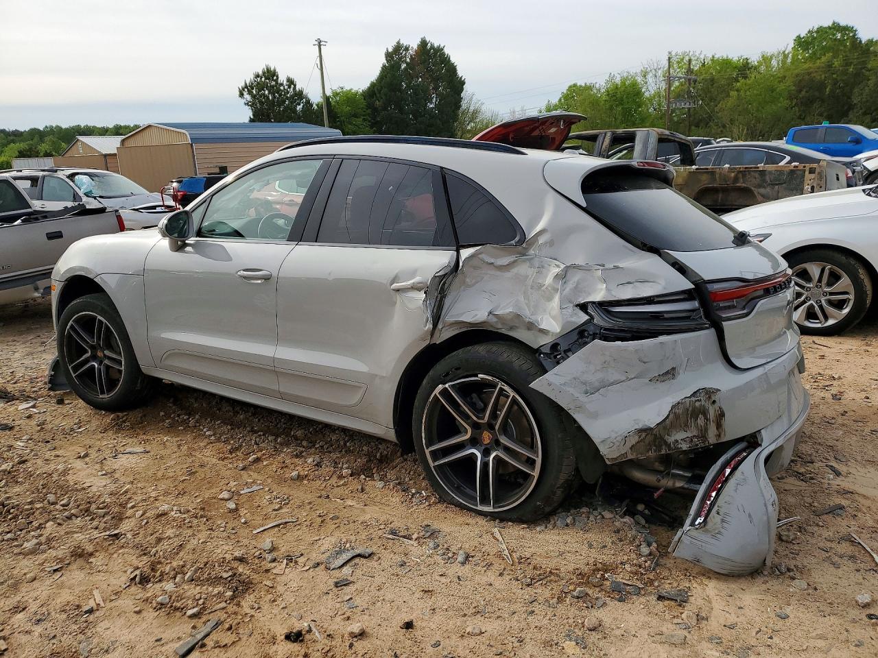 2021 PORSCHE MACAN