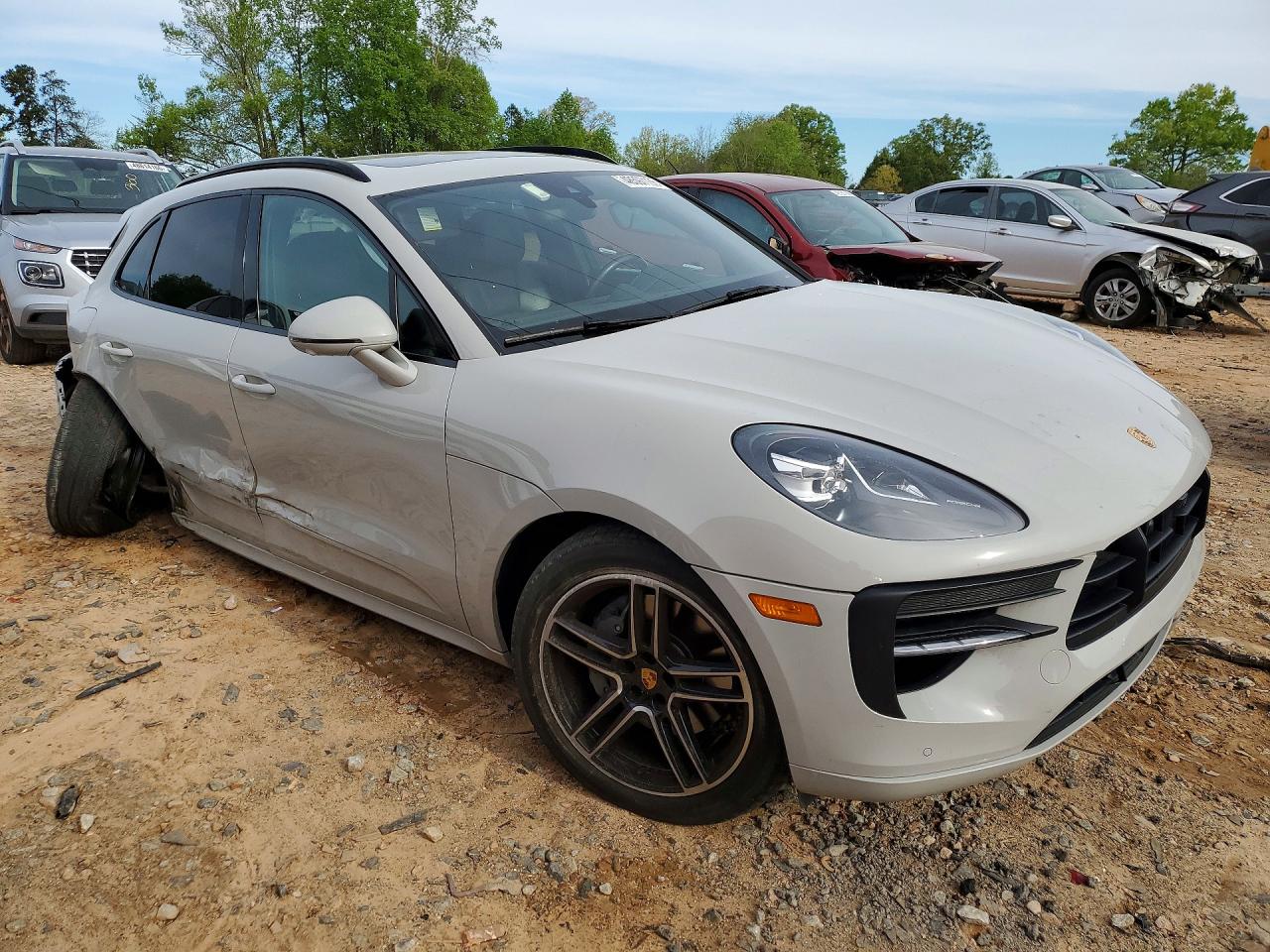 2021 PORSCHE MACAN