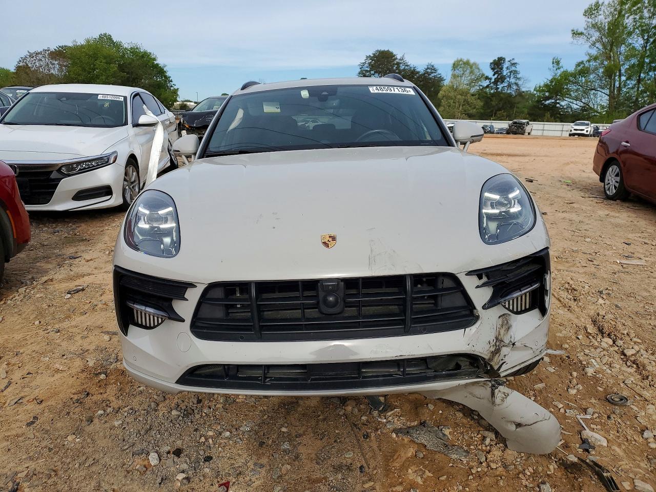 2021 PORSCHE MACAN