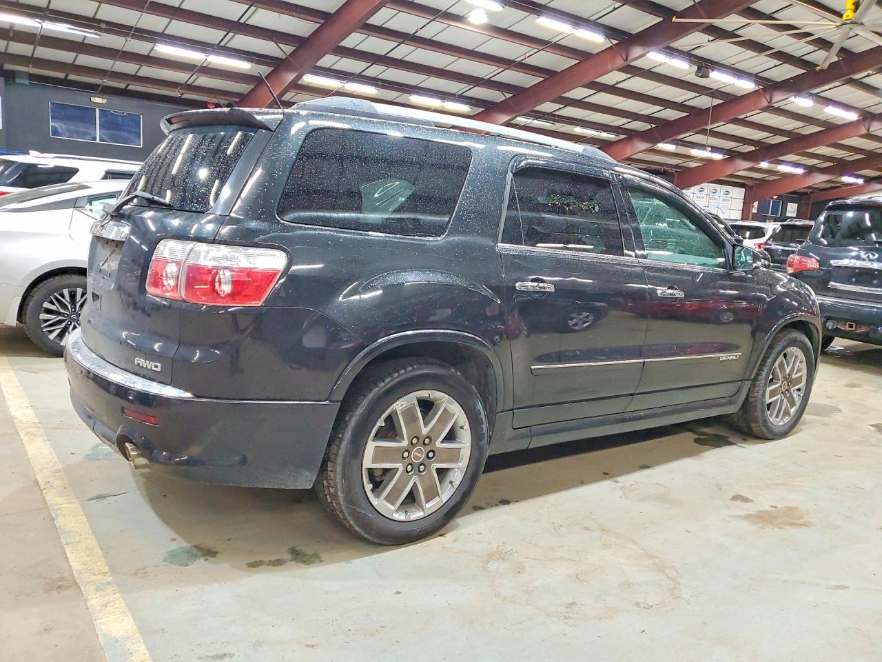 2011 GMC ACADIA DEN