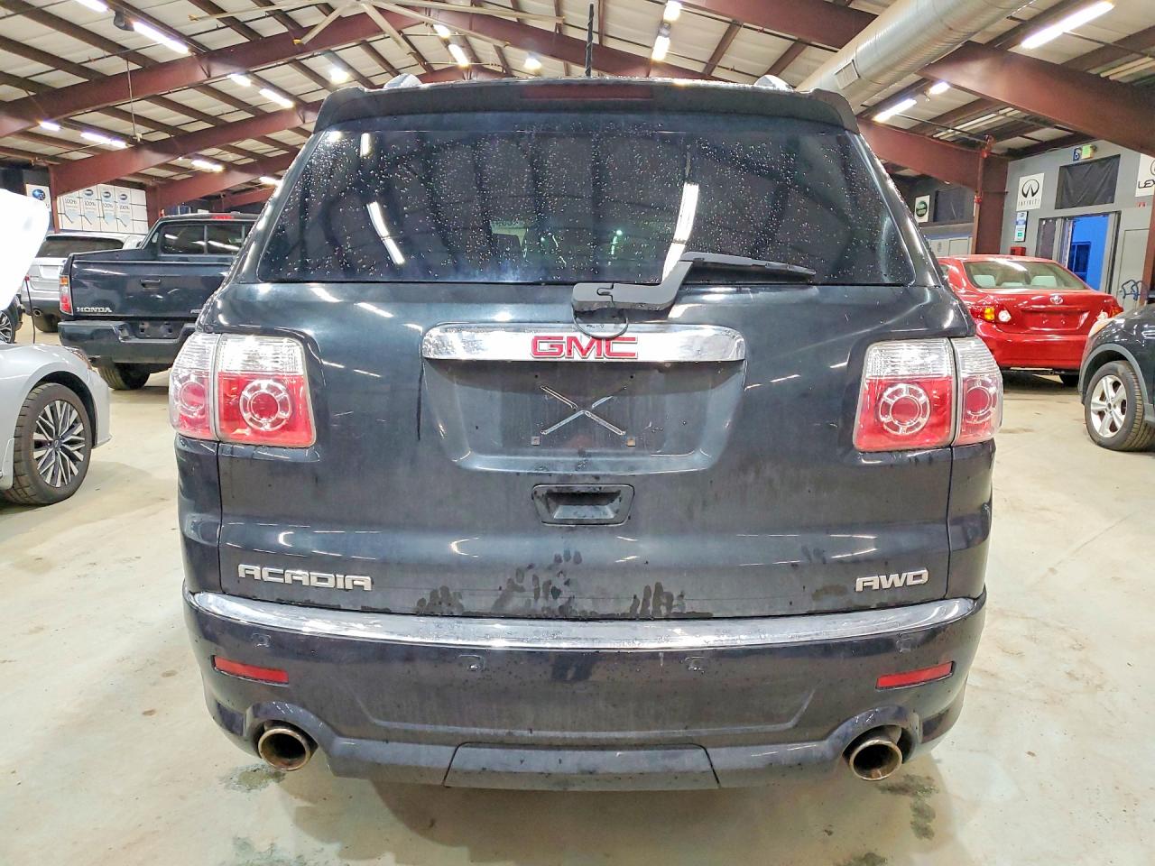 2011 GMC ACADIA DEN