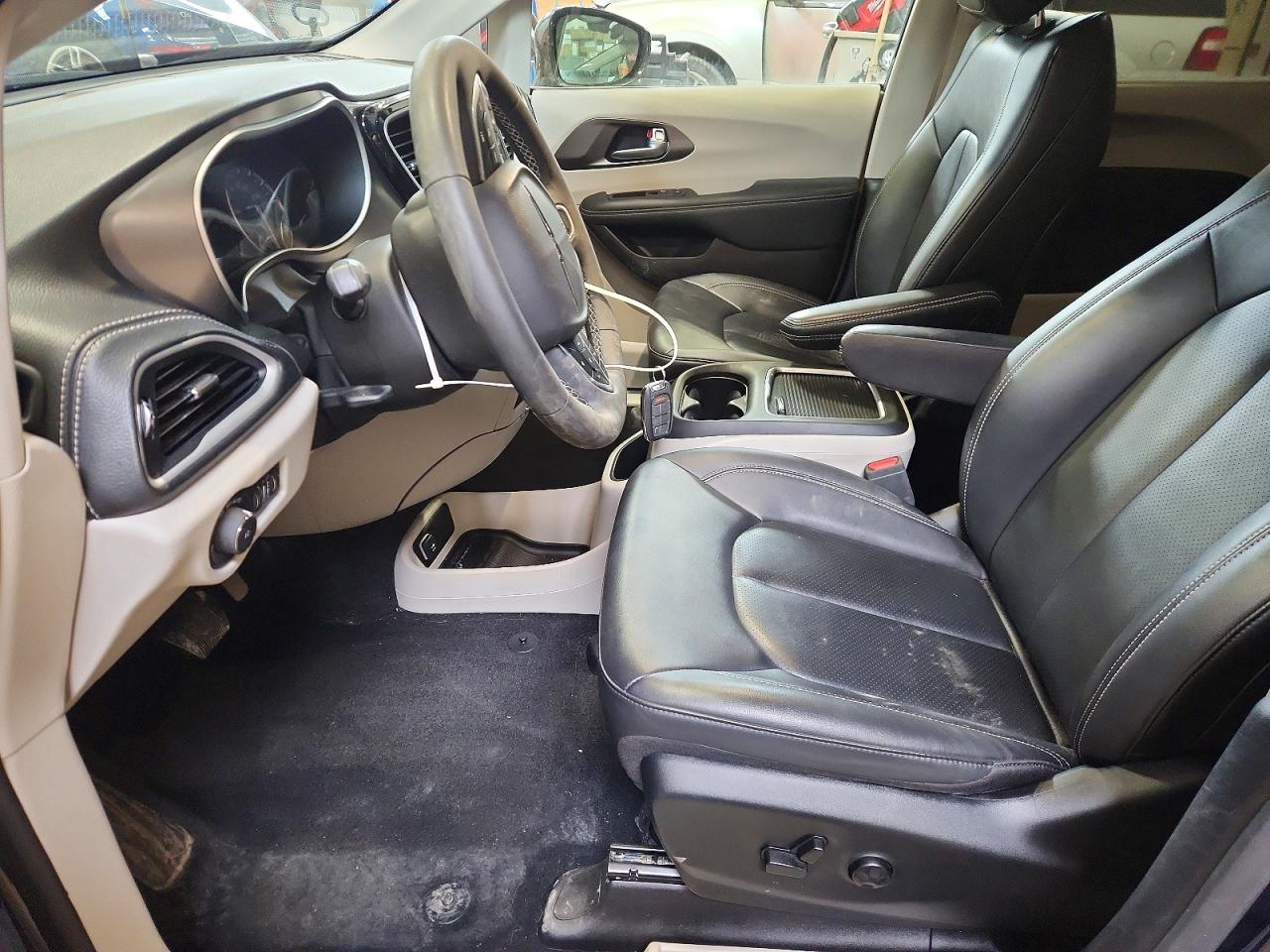 2024 CHRYSLER PACIFICA