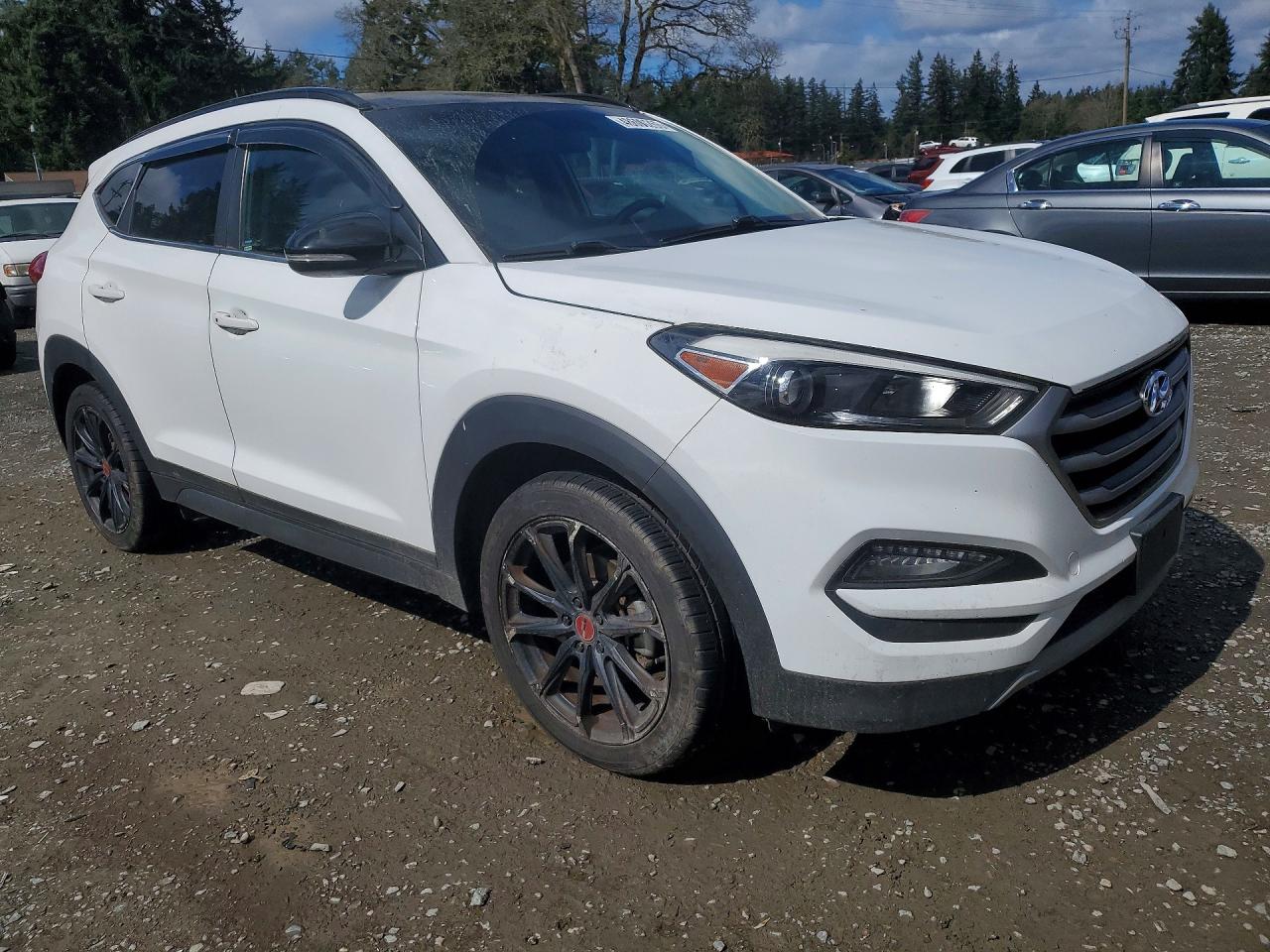 2017 HYUNDAI TUCSON