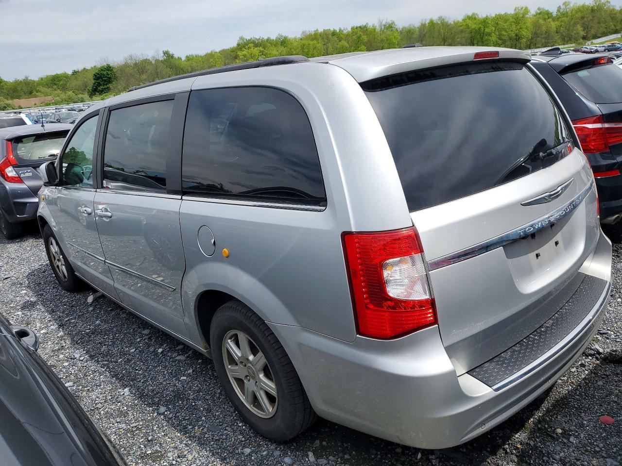 2011 CHRYSLER MINIVAN