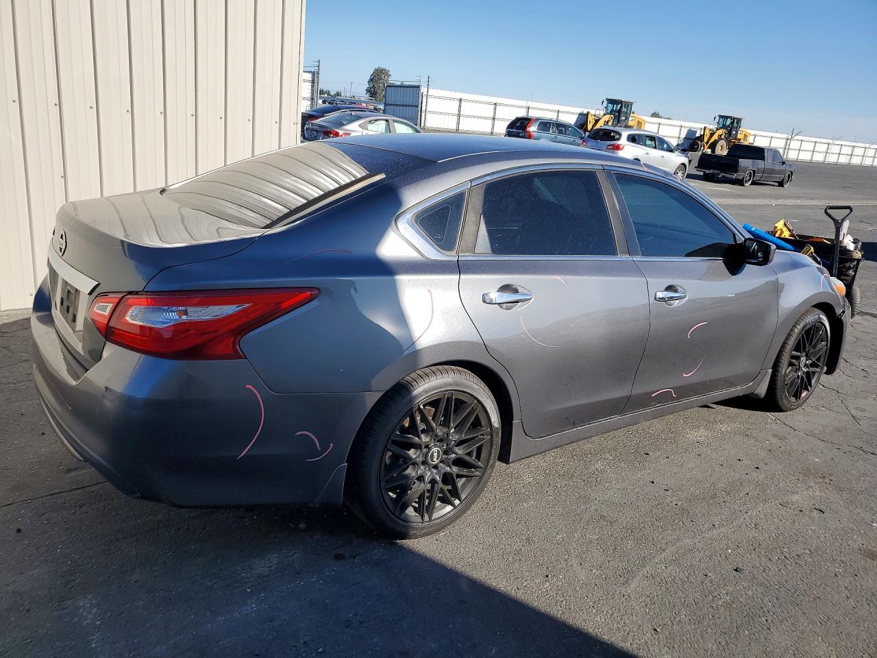 2016 NISSAN ALTIMA
