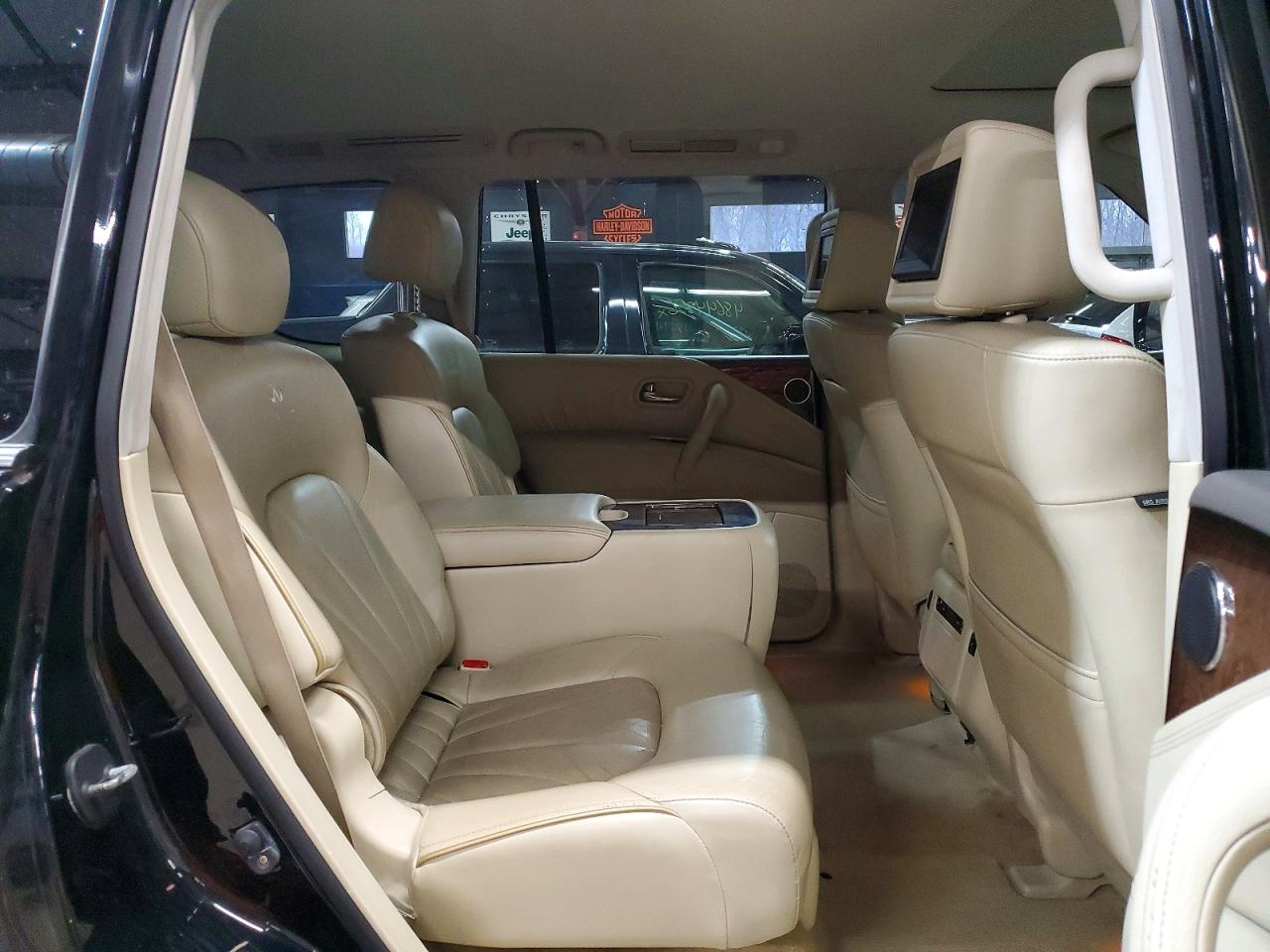 2011 INFINITI QX56