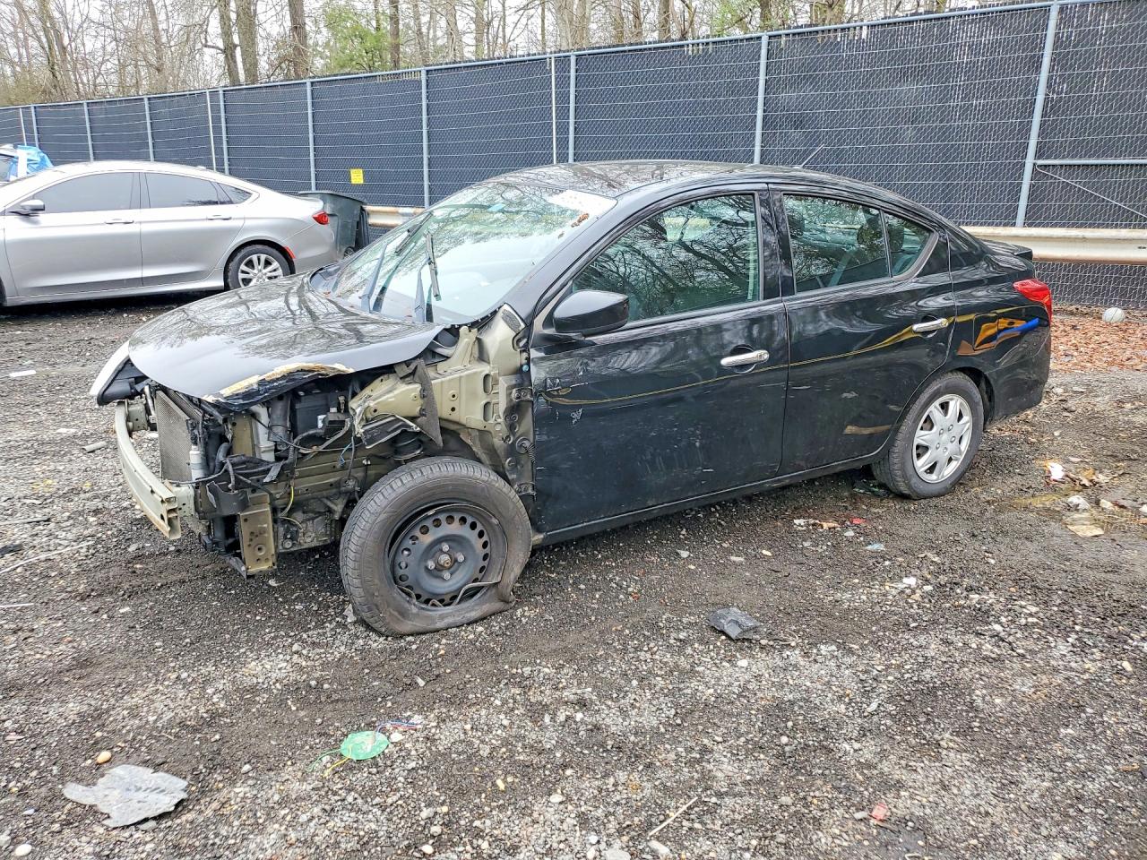 2019 NISSAN VERSA