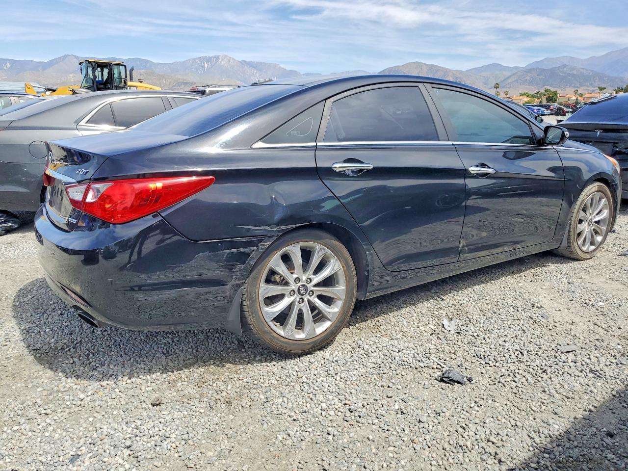 2012 HYUNDAI SONATA