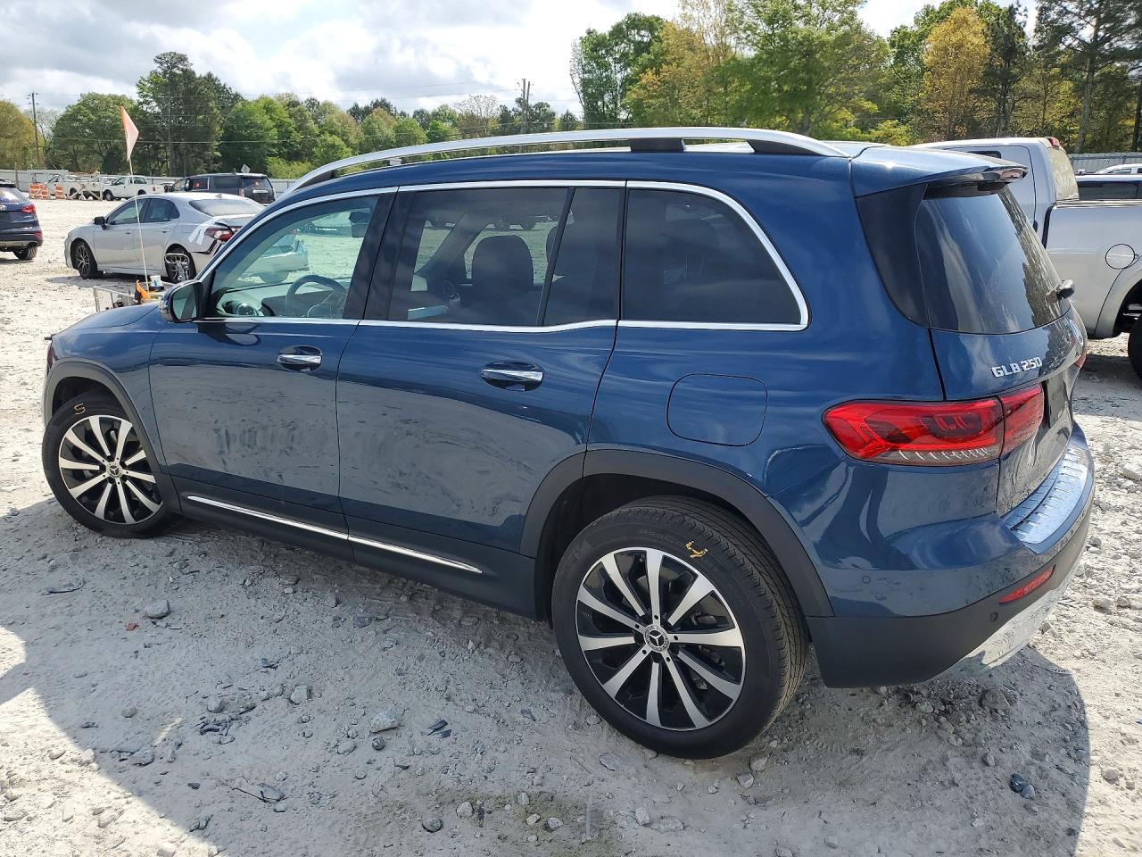 2022 MERCEDES-BENZ GLB-CLASS