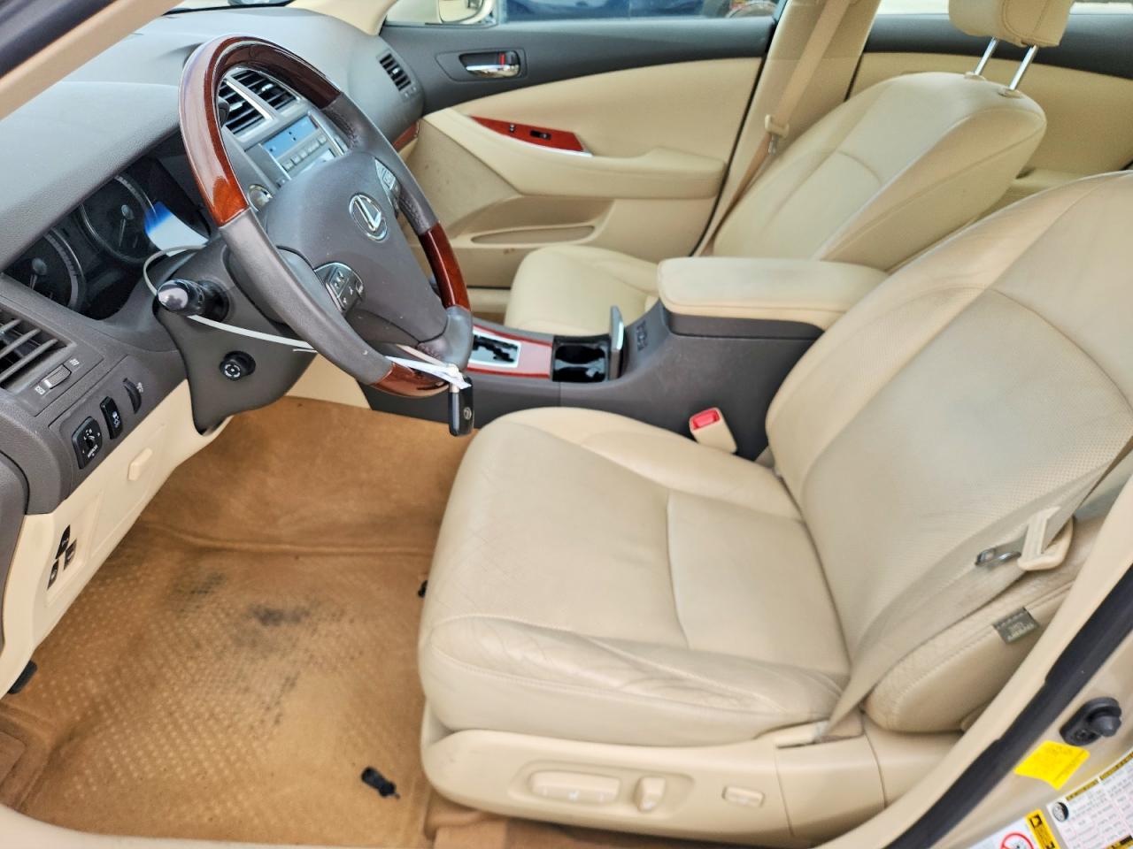 2011 LEXUS ES350
