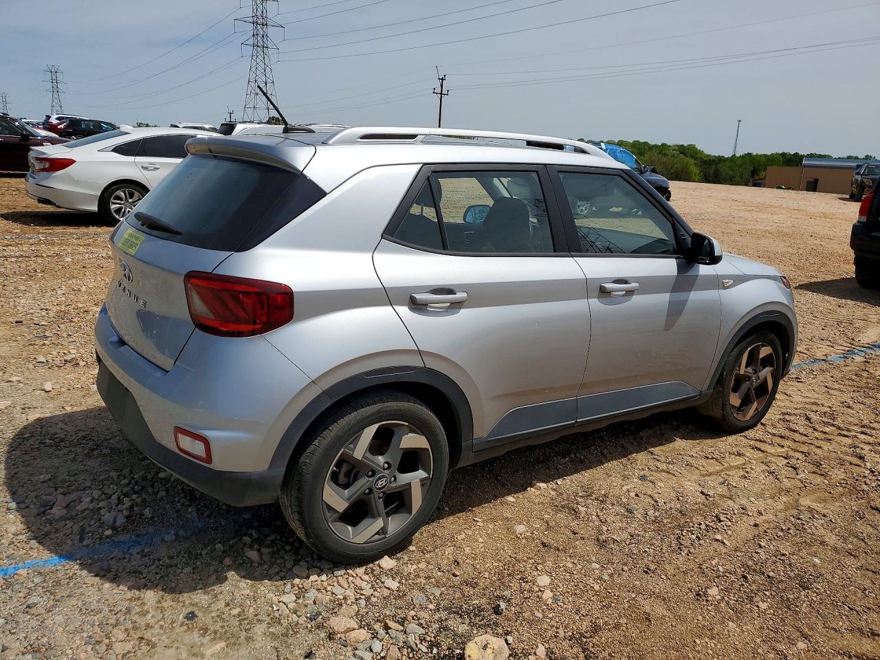 2023 HYUNDAI VENUE
