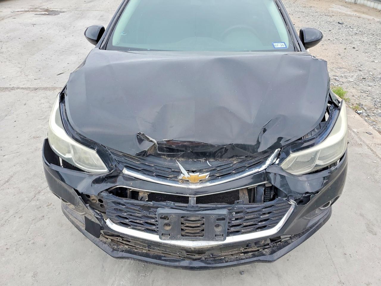 2018 CHEVROLET CRUZE