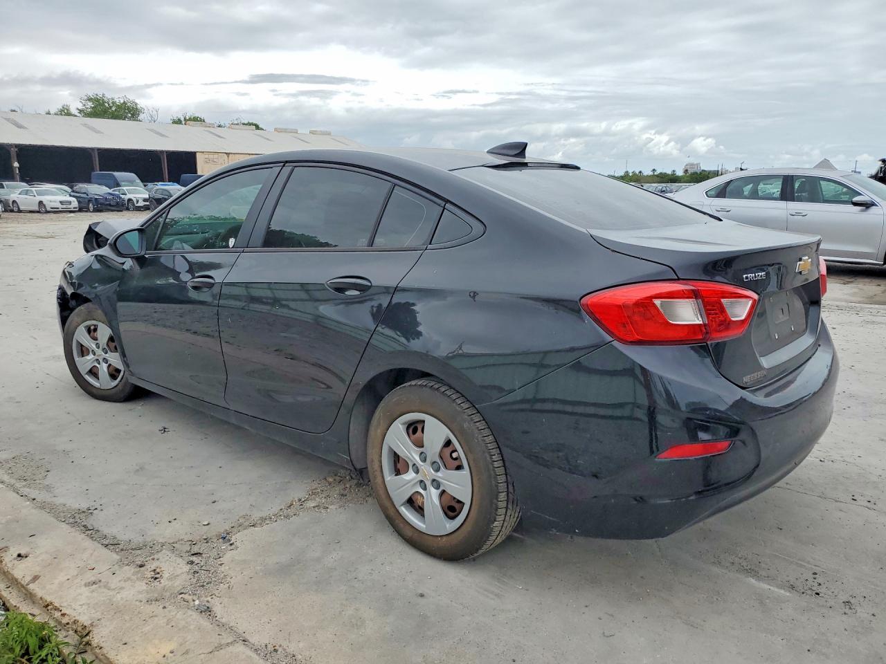 2018 CHEVROLET CRUZE