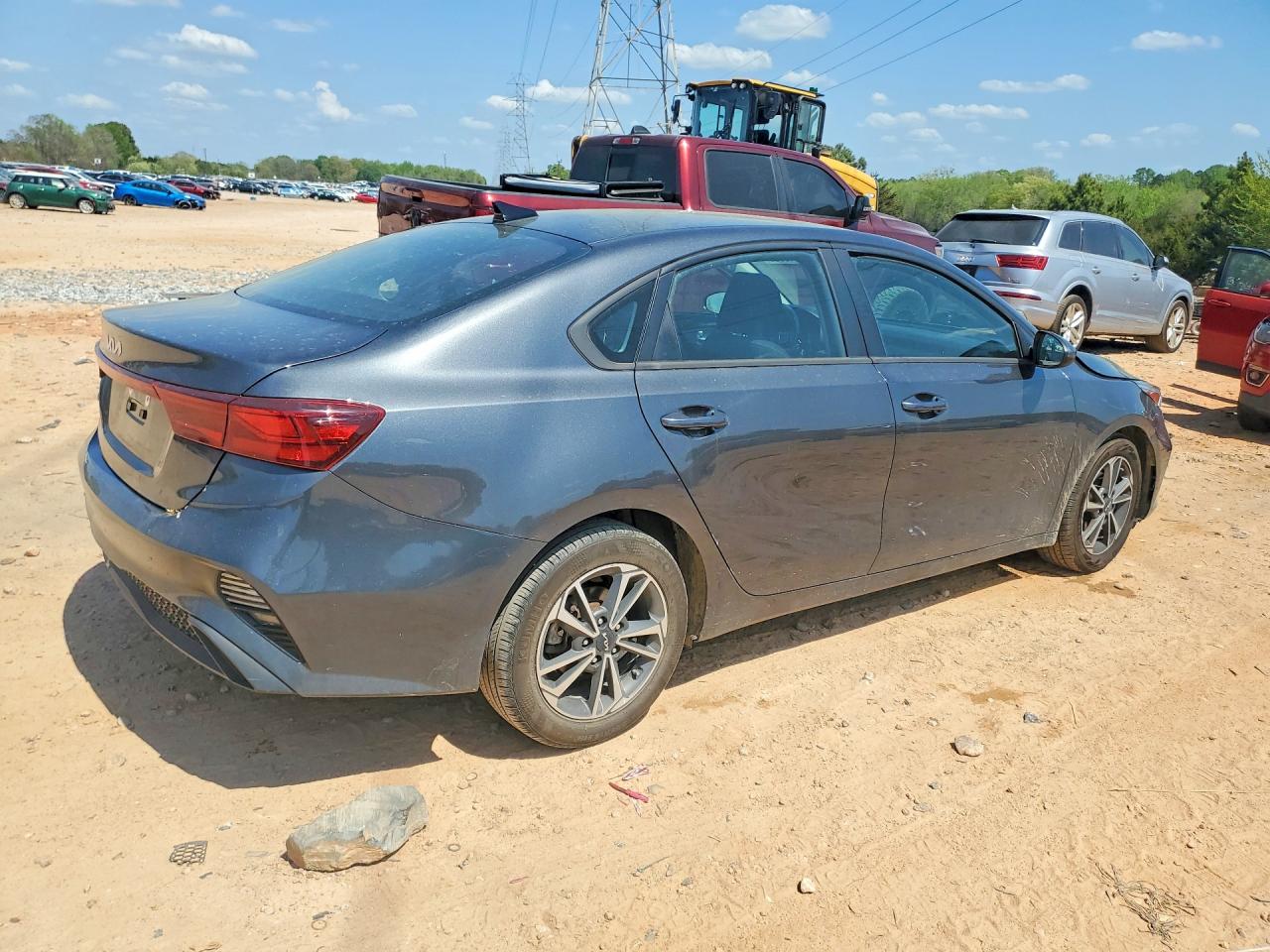 2023 KIA FORTE LXS