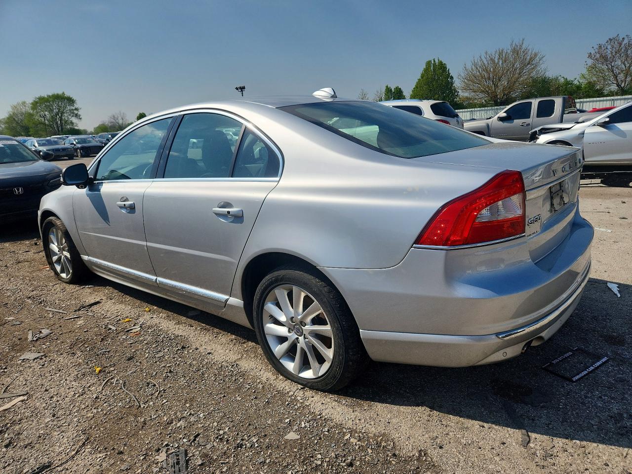 2015 VOLVO S80