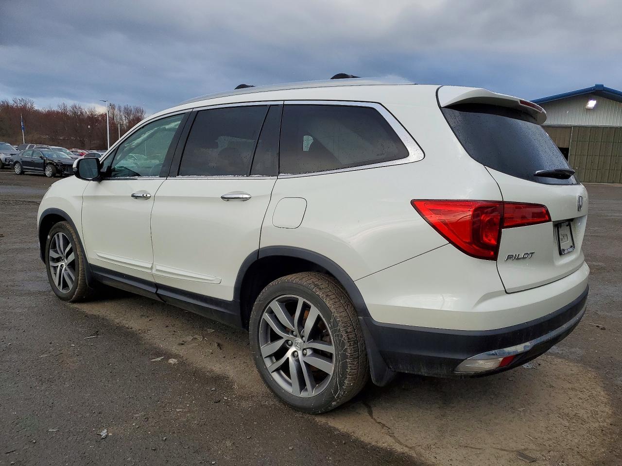 2016 HONDA PILOT