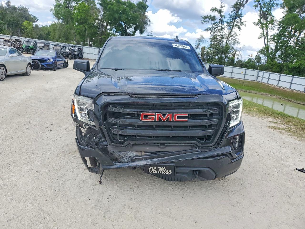 2022 GMC SIERRA