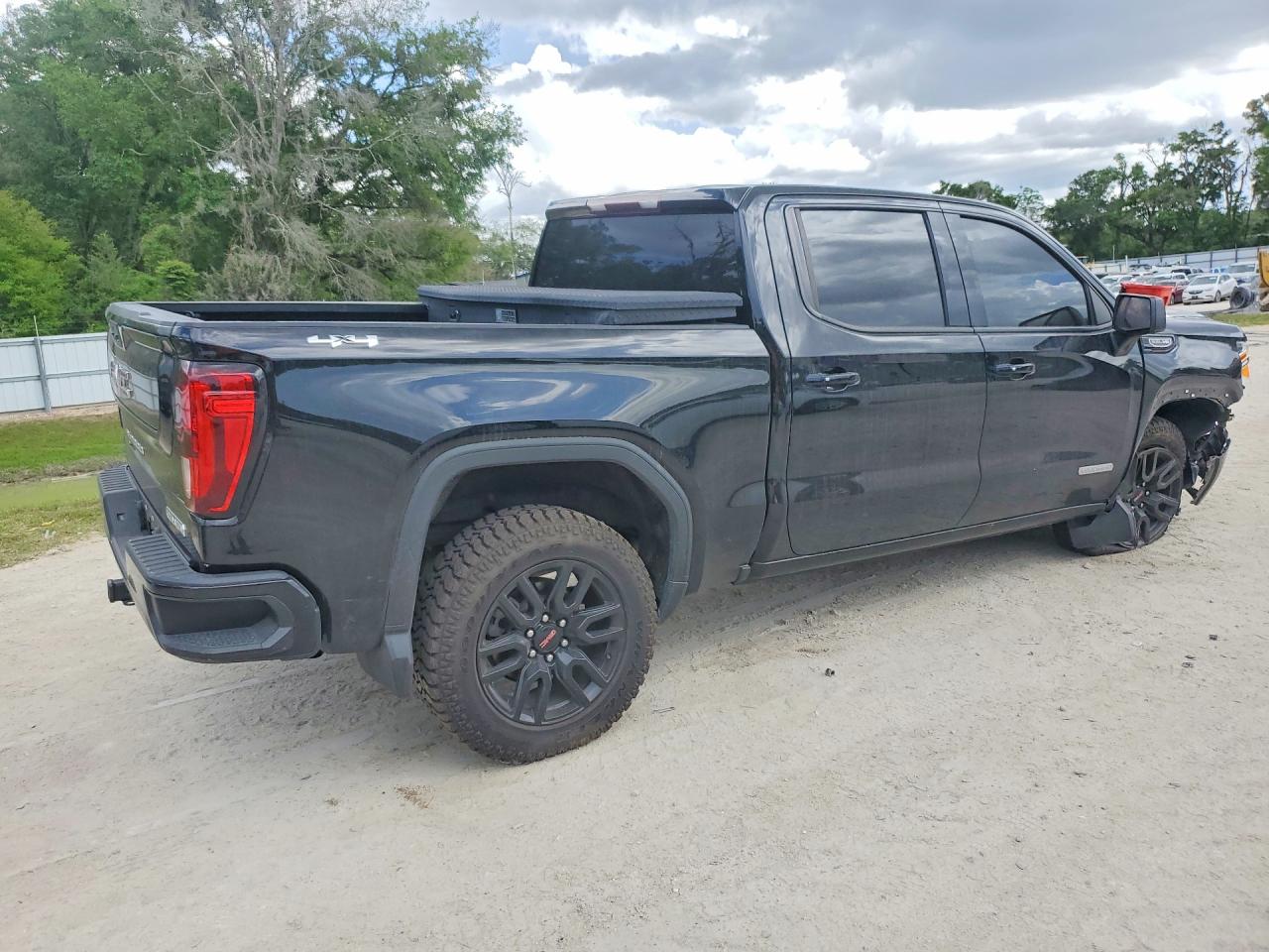 2022 GMC SIERRA