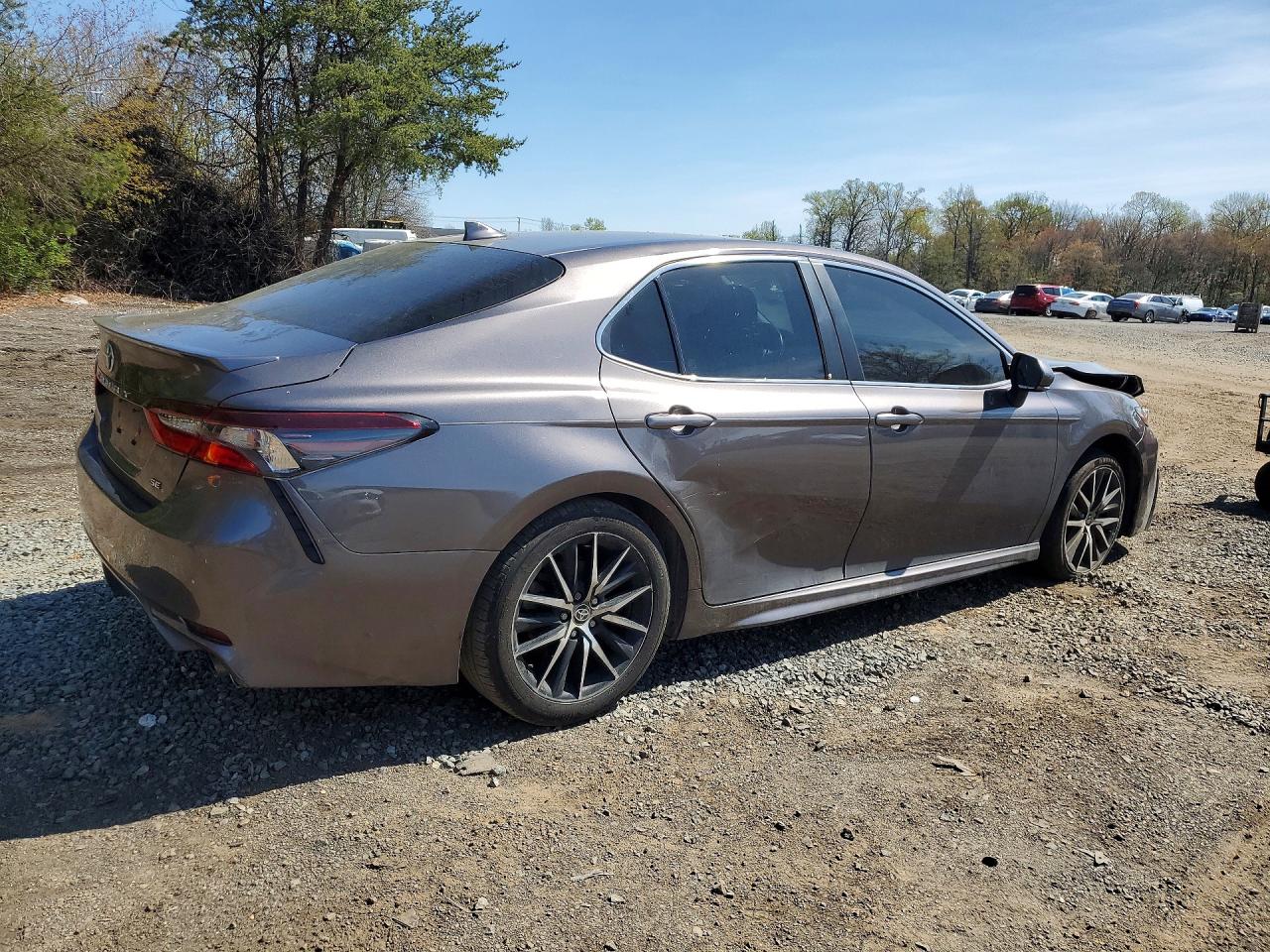 2023 TOYOTA CAMRY