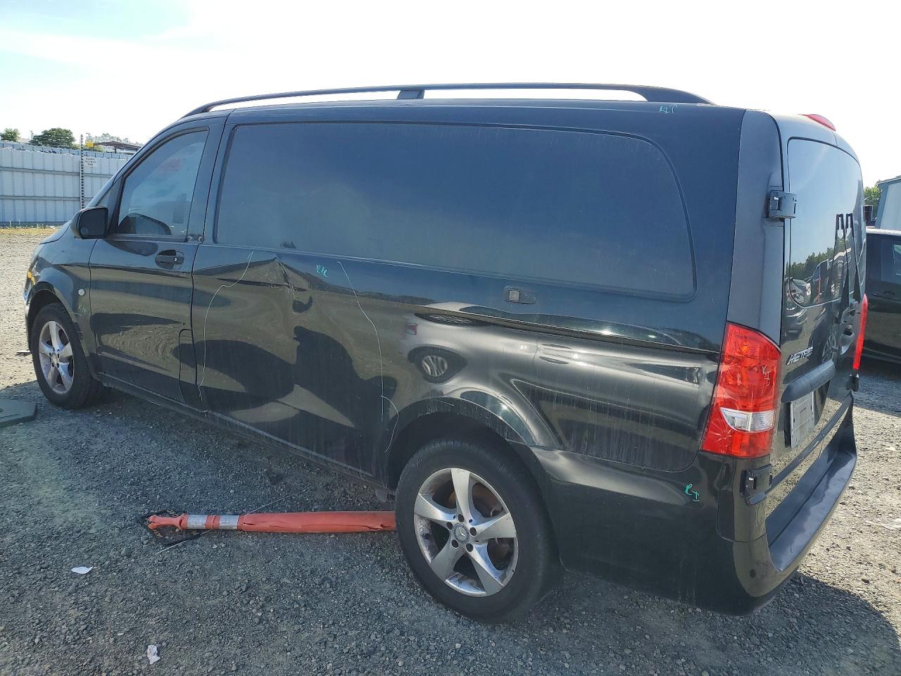 2016 MERCEDES BENZ METRIS
