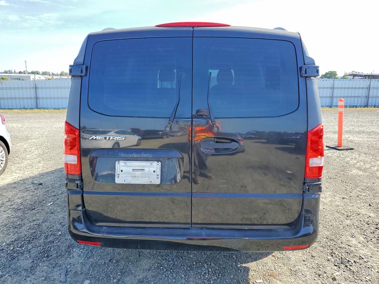 2016 MERCEDES BENZ METRIS